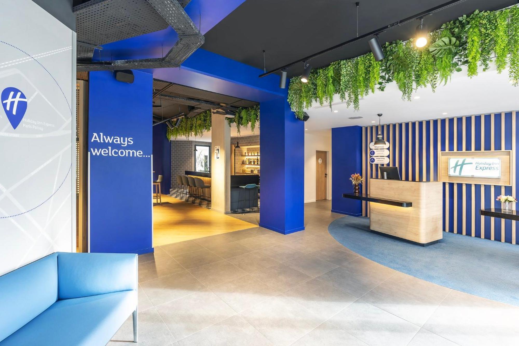 Holiday Inn Express Paris - Poissy By Ihg Εξωτερικό φωτογραφία