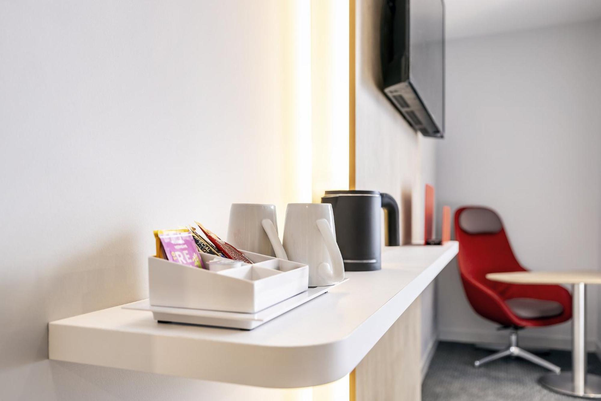 Holiday Inn Express Paris - Poissy By Ihg Εξωτερικό φωτογραφία